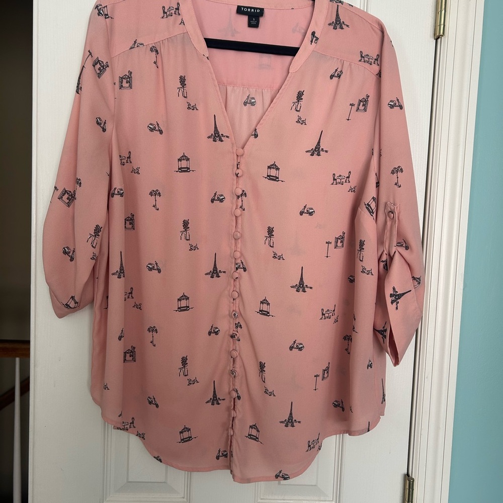 Torrid Pink Paris Motif Button-Front Blouse - size 14/16 or XL